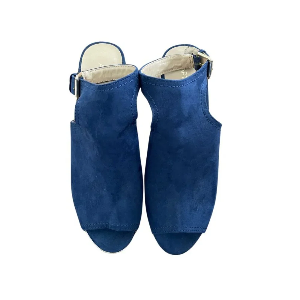 NEW APT 9 Faux Suede Blue Peep Toe Ankle Strap Wedge Sandal Women's Size 8.5